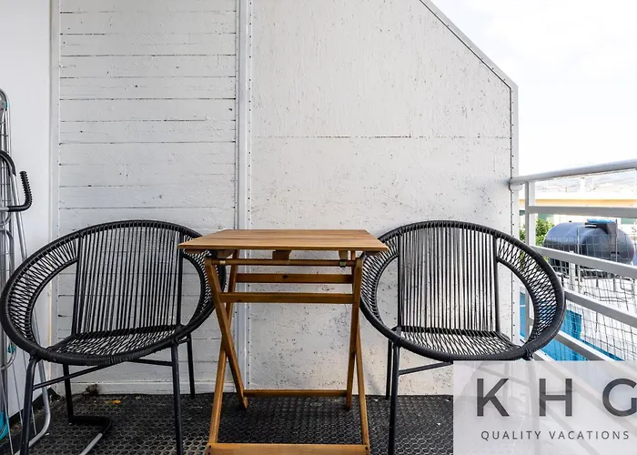 Little Palace! +car Offer